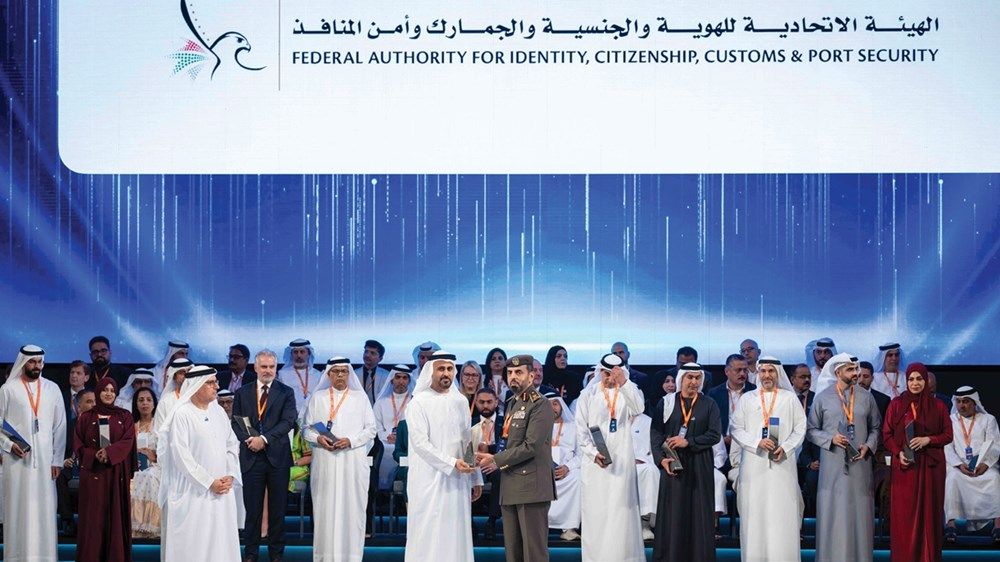 برعاية منصور بن زايد.. ذياب بن محمد بن زايد يكرّم الفائزين في الدورة الثالثة من جائزة الإمارات للريادة في سوق العمل