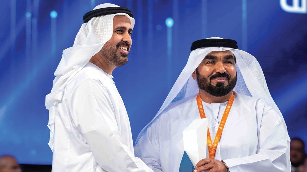 برعاية منصور بن زايد.. ذياب بن محمد بن زايد يكرّم الفائزين في الدورة الثالثة من جائزة الإمارات للريادة في سوق العمل