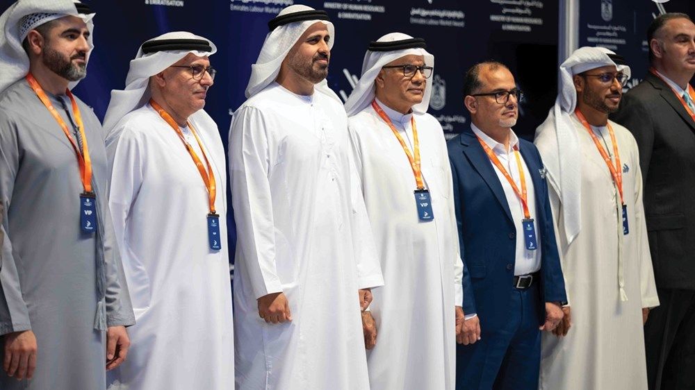 برعاية منصور بن زايد.. ذياب بن محمد بن زايد يكرّم الفائزين في الدورة الثالثة من جائزة الإمارات للريادة في سوق العمل