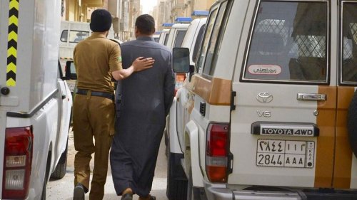 نهاية مؤلمة لعشرات الآلاف من الوافدين في السعودية.. الداخلية تبدأ ترحيلهم اليوم فهل أنت منهم؟