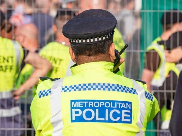 بريطانيا تلغي مفوضي الشرطة والجريمة