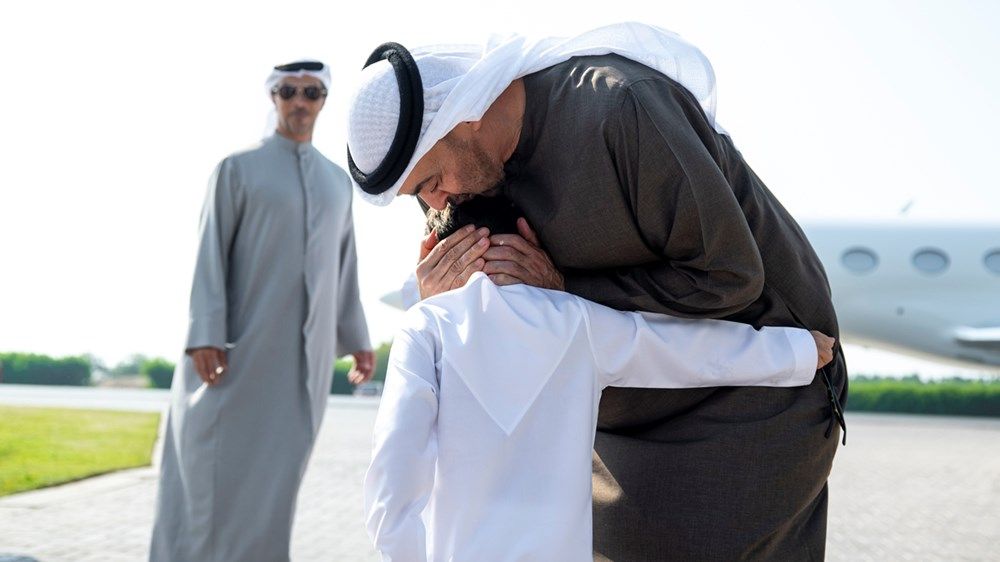 رئيس الدولة يلتقي محمد بن راشد