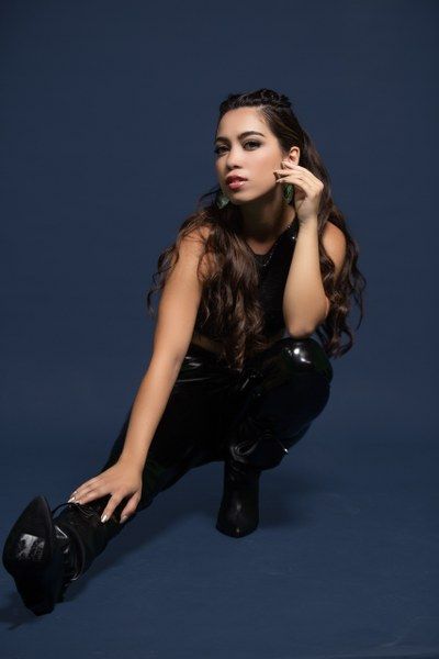 تحديث بالفيديو- إيفا ماضي تحقّق نجاحًا لافتًا بأغنية “الهيبة” وتتجاوز ثمانية ملايين مشاهدة