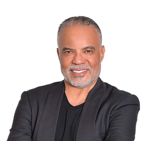 بيان حاسم من عبد محفوظ يضع حدًّا للإشاعات المتداولة على وسائل التواصل