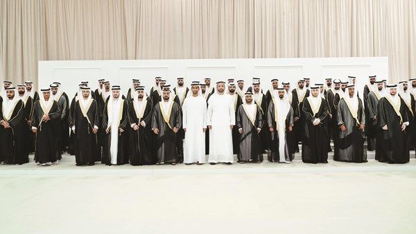 ولي عهد رأس الخيمة يحضر العرس الجماعي الثامن لهذا العام في الإمارة