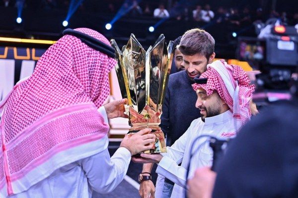 فريق DR7 يُتوّج بطلًا لـ Kings Cup MENA في موسم الرياض