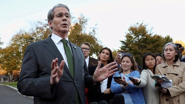 وزير أميركي: "نأمل" إتمام اتفاق مع الصين بشأن المعادن قريبا