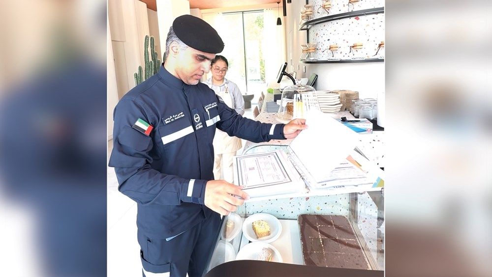 «دورية السلامة».. توعية إيجابية وعمل وقائي لحماية الأرواح والممتلكات