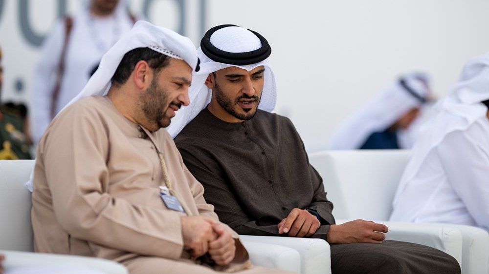 خالد بن محمد بن زايد وحمدان بن محمد بن راشد يستقبلان الوفود المشاركة في معرض دبي للطيران