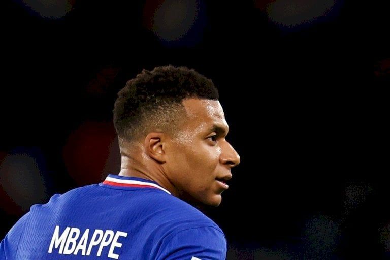 مبابي وسان جرمان في دعاوى متبادلة بمئات الملايين