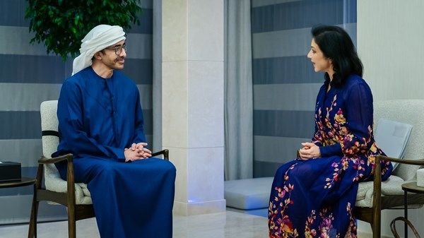 عبدالله بن زايد يستقبل وزيرة الاقتصاد والطاقة الألمانية