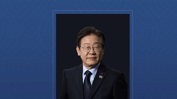 الرئيس الكوري يصل إلى الإمارات في "زيارة دولة"