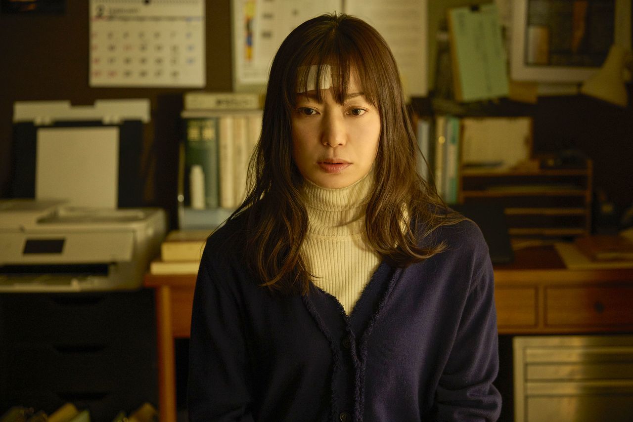 اليابان | لا تُطفئ الشاشة... فيلم ”مكان ما في منطقة كينكي“ يخطف الأنفاس بين الواقع والإنترنت