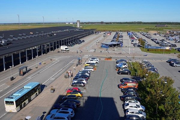 الدنمارك تغلق مطارا بعد تحليق مسيّرات