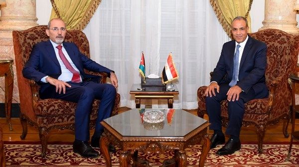 مصر والأردن تؤكدان الالتزام بتعزيز الأمن والاستقرار بالمنطقة