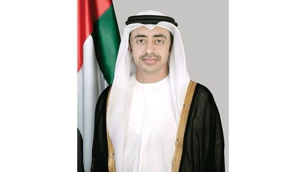 عبدالله بن زايد ووزير خارجية هولندا يبحثان هاتفياً تعزيز العلاقات الثنائية