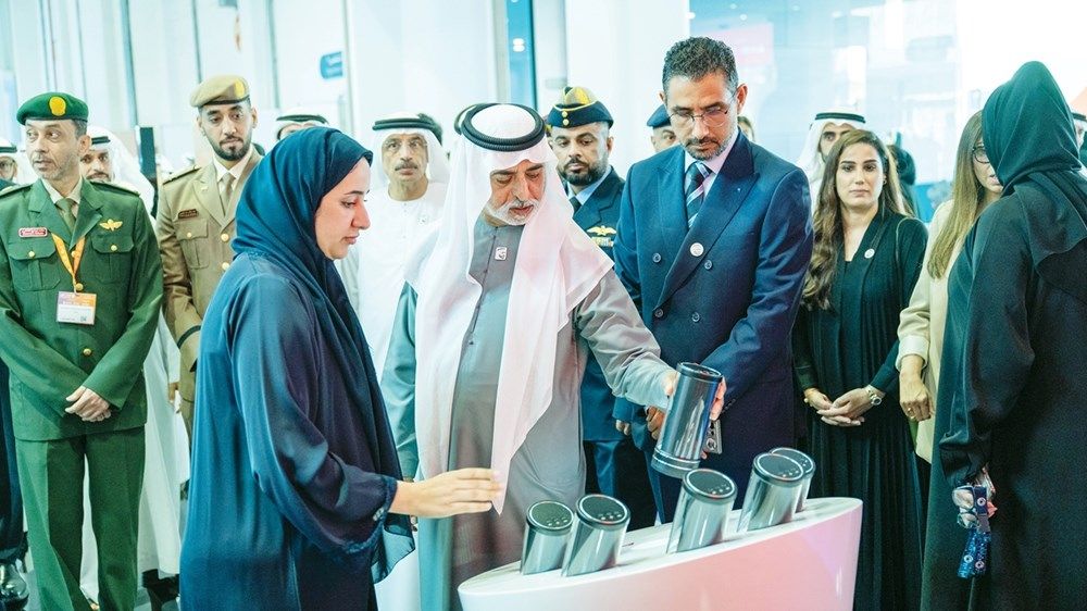نهيان بن مبارك: شبابنا الإماراتي مستعد للتحول الرقمي