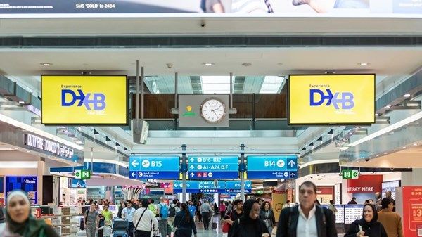 مطارات دبي: تطبيق «السجادة الحمراء» يشمل المسافرين القادمين بمبنى 3 خلال شهرين