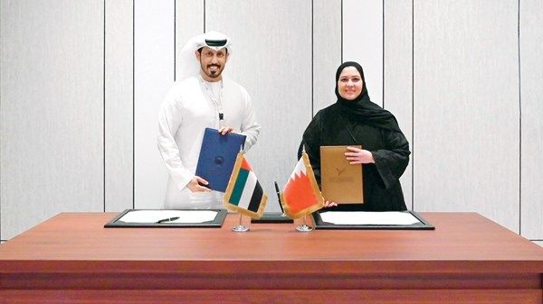 الإمارات والبحرين تعززان التعاون في مكافحة الجرائم المالية