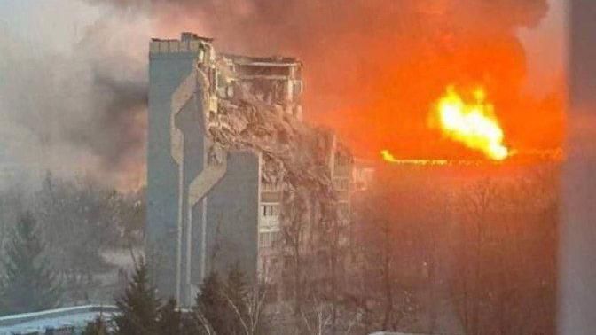 25 قتيلاً على الأقل بينهم أطفال في إحدى أعنف الضربات الروسية على غرب أوكرانيا