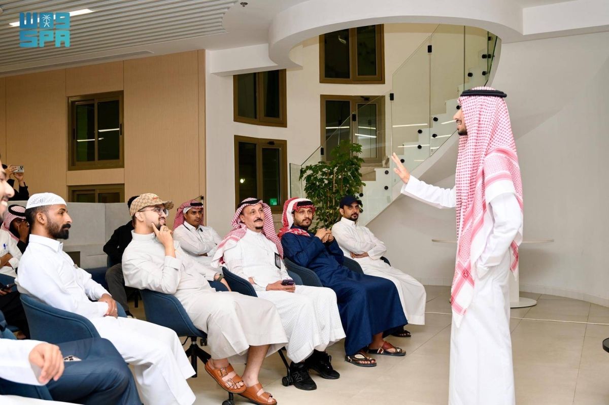 لقاء أدبي يستعرض تنوع اللهجات في جازان