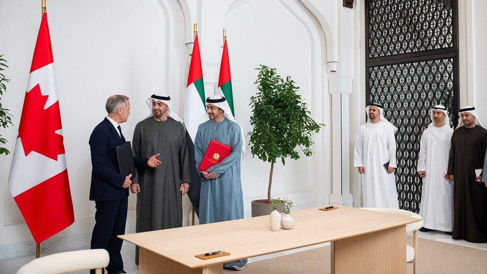 رئيس الدولة يبحث مع رئيس وزراء كندا علاقات التعاون ويشهد توقيع اتفاقية تشجيع الاستثمارات بين البلدين