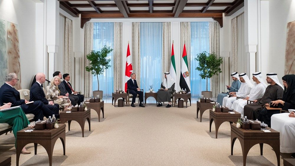 رئيس الدولة يبحث مع رئيس وزراء كندا علاقات التعاون ويشهد توقيع اتفاقية تشجيع الاستثمارات بين البلدين