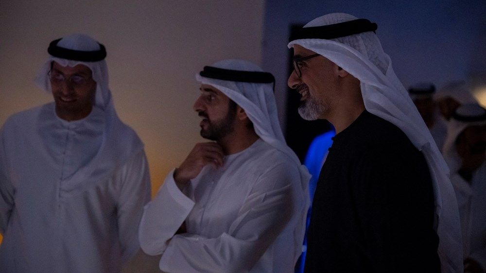خالد بن محمد بن زايد وحمدان بن محمد بن راشد يقومان بجولة في متحف التاريخ الطبيعي أبوظبي بالمنطقة الثقافية في السعديات