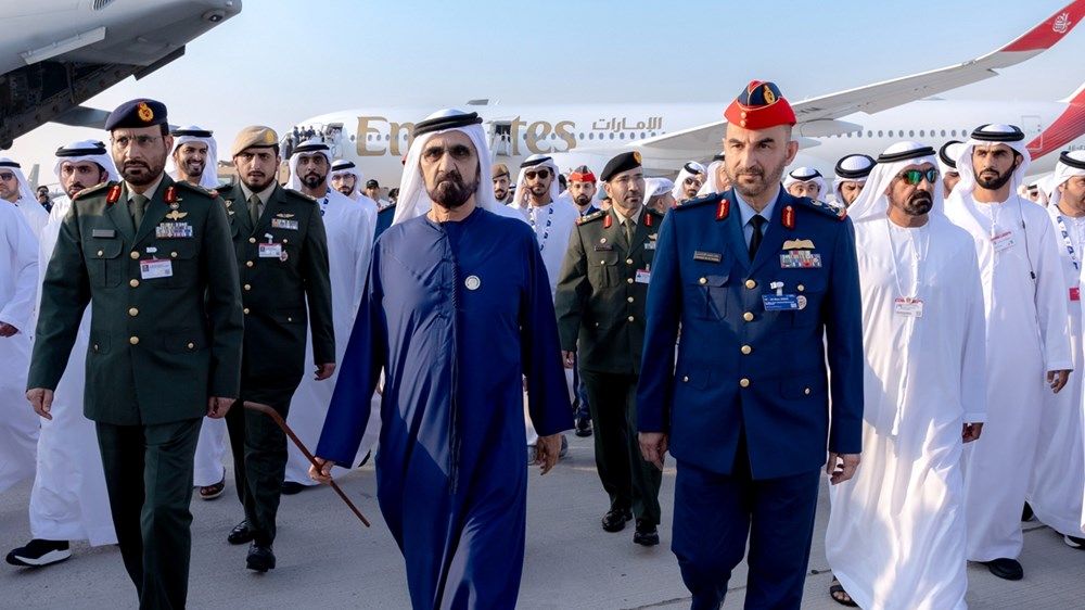 خلال زيارة سموه لمعرض دبي للطيران 2025.. محمد بن راشد يؤكد دور الإمارات في صياغة مستقبل الطيران والفضاء
