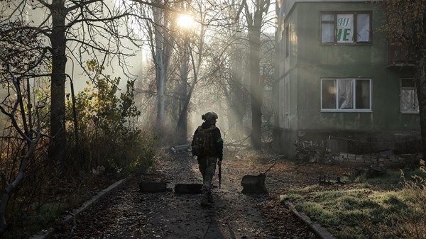 الاتحاد الأوروبي يطالب بإشراكه وكييف لإنهاء أزمة أوكرانيا