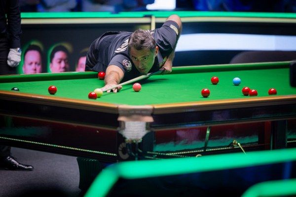 انطلاق بطولة موسم الرياض للسنوكر ٢٠٢٥ بحضور جماهيري كبير ومنافسات عالية المستوى