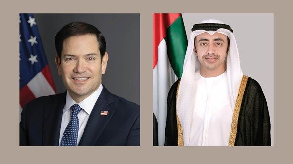 عبدالله بن زايد يجري اتصالاً هاتفياً مع وزير الخارجية الأميركي