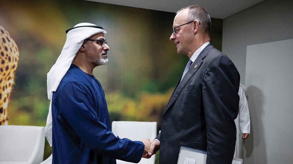 ولي عهد أبوظبي يلتقي المستشار الألماني على هامش أعمال قمة مجموعة العشرين