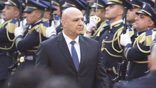 الرئيس اللبناني: الجيش ثابت في الدفاع عن السيادة والاستقلال