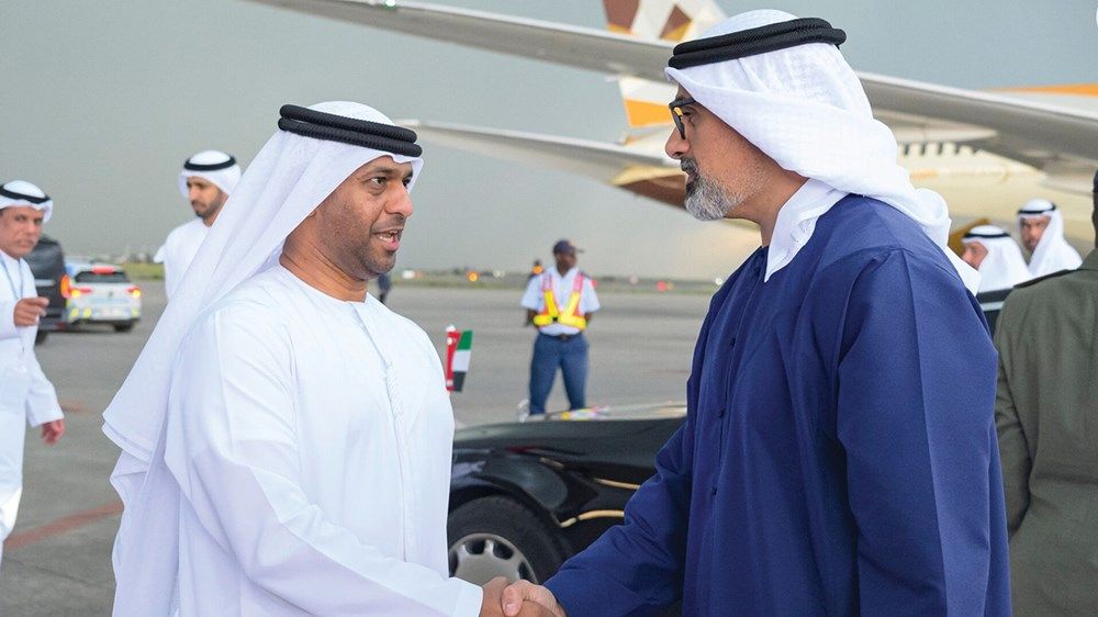 ولي عهد أبوظبي يغادر جنوب أفريقيا بعد مشاركته في أعمال قمة مجموعة العشرين