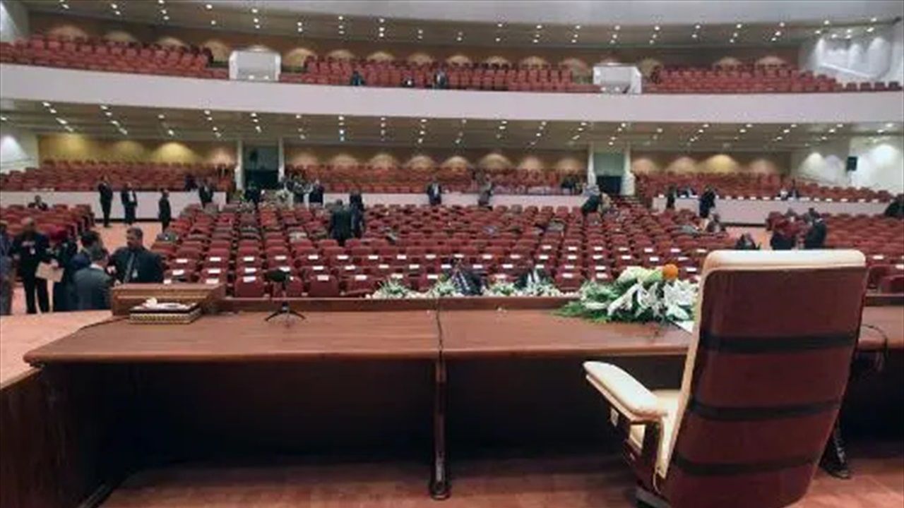 مقترح إيراني لتشكيل "فصيل نواب المقاومة": يشكلون ربع البرلمان وثلثهم في قائمة السوداني!