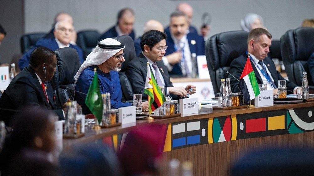 نيابة عن رئيس الدولة.. ولي عهد أبوظبي يشارك في اجتماع قمة مجموعة العشرين في جنوب أفريقيا