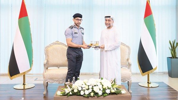 النيابة العامة و«شرطة أبوظبي» تبحثان تعزيز التعاون والتنسيق