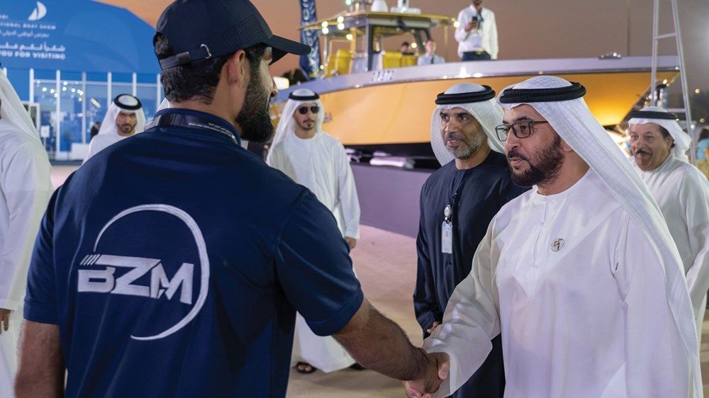 حمدان بن زايد يزور معرض أبوظبي الدولي للقوارب