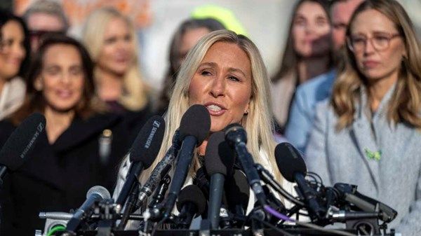 نائبة أميركية تعلن استقالتها من الكونغرس