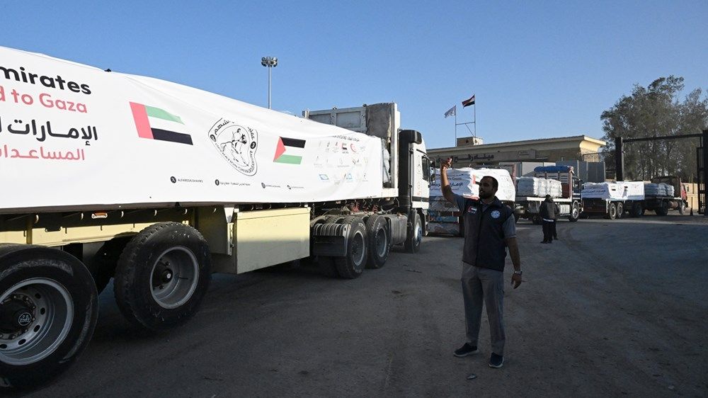 ضمن "الفارس الشهم 3".. قافلة محملة بـ195 طناً من المواد الإغاثية تصل إلى غزة