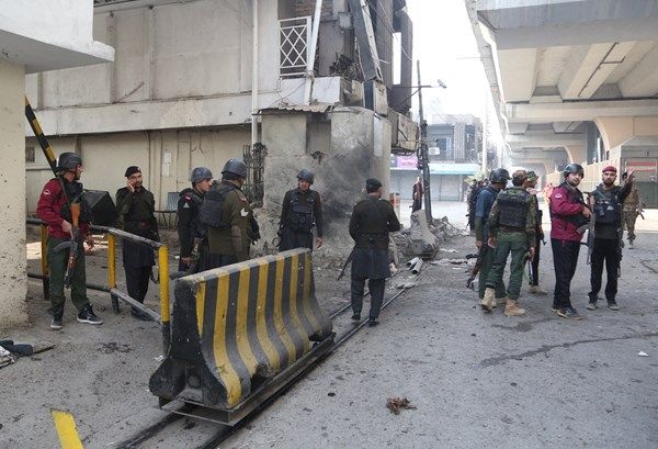 قتلى بهجوم انتحاري استهدف مقر شرطة الحدود الباكستانية