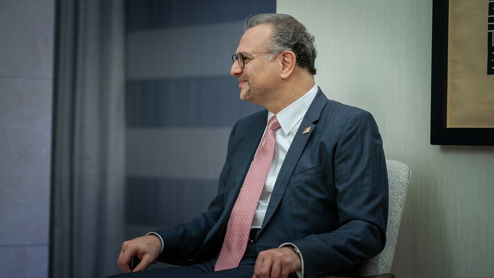 عبدالله بن زايد ومستشار الرئيس الأميركي للشؤون الأفريقية والعربية يبحثان التطورات في السودان