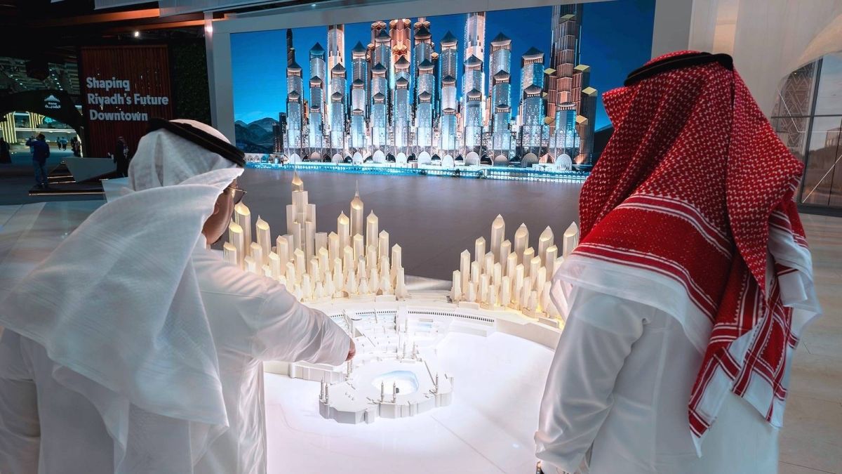 رؤى الحرم المكي توقّع 6 مذكرات تفاهم استراتيجية لتعزيز الاستثمارات في مشروع "بوابة الملك سلمان"