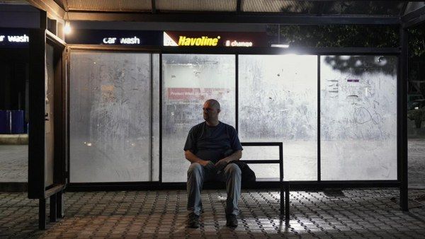 فؤاد يمّين يدخل عالم الإخراج… وبصمة مختلفة في أولى تجاربه