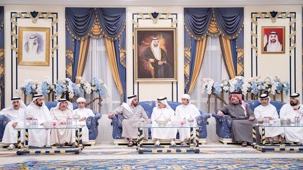 سيف بن زايد يقدم واجب العزاء في وفاة أسامة الشعفار