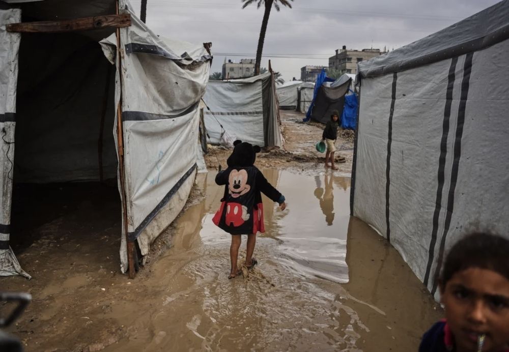 هدنة غزة تحت تهديد بطء التنفيذ واستمرار سقوط الضحايا