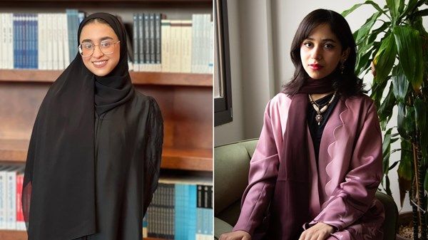 ⁨طالبتان إماراتيتان تحصلان على منحة رودس للدراسة بجامعة أكسفورد