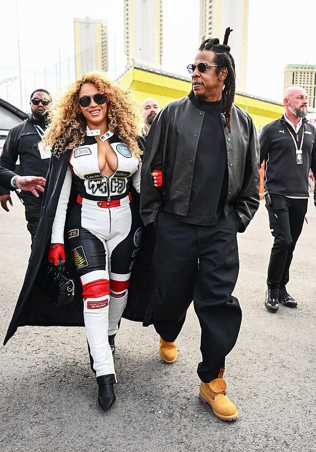 بيونسيه تبهر الجمهور بإطلالة لافتة في حدث الفورمولا١ ولكن تخسر الرهان… ماذا حصل؟ 