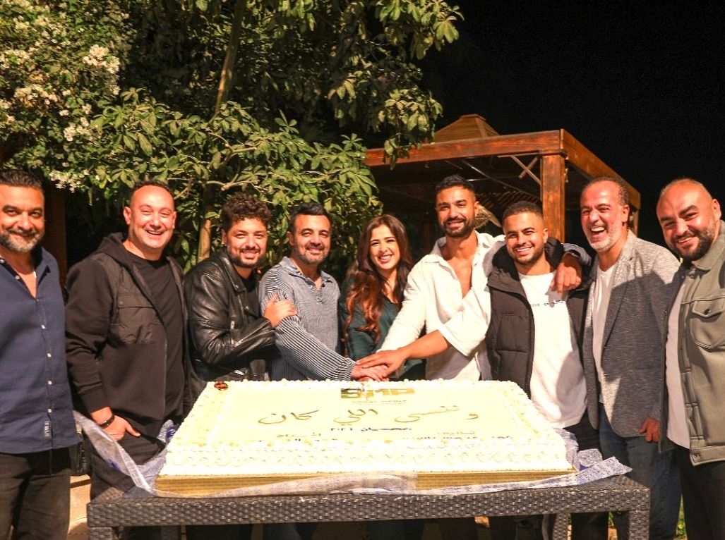 ياسمين عبد العزيز وكريم فهمي يبدآن مغامرة “وننسى اللي كان”